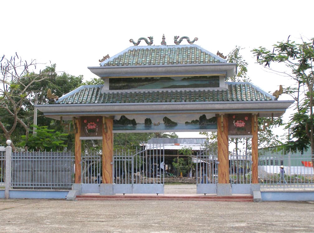 Đền thờ Bác Hồ - tỉnh Hậu Giang